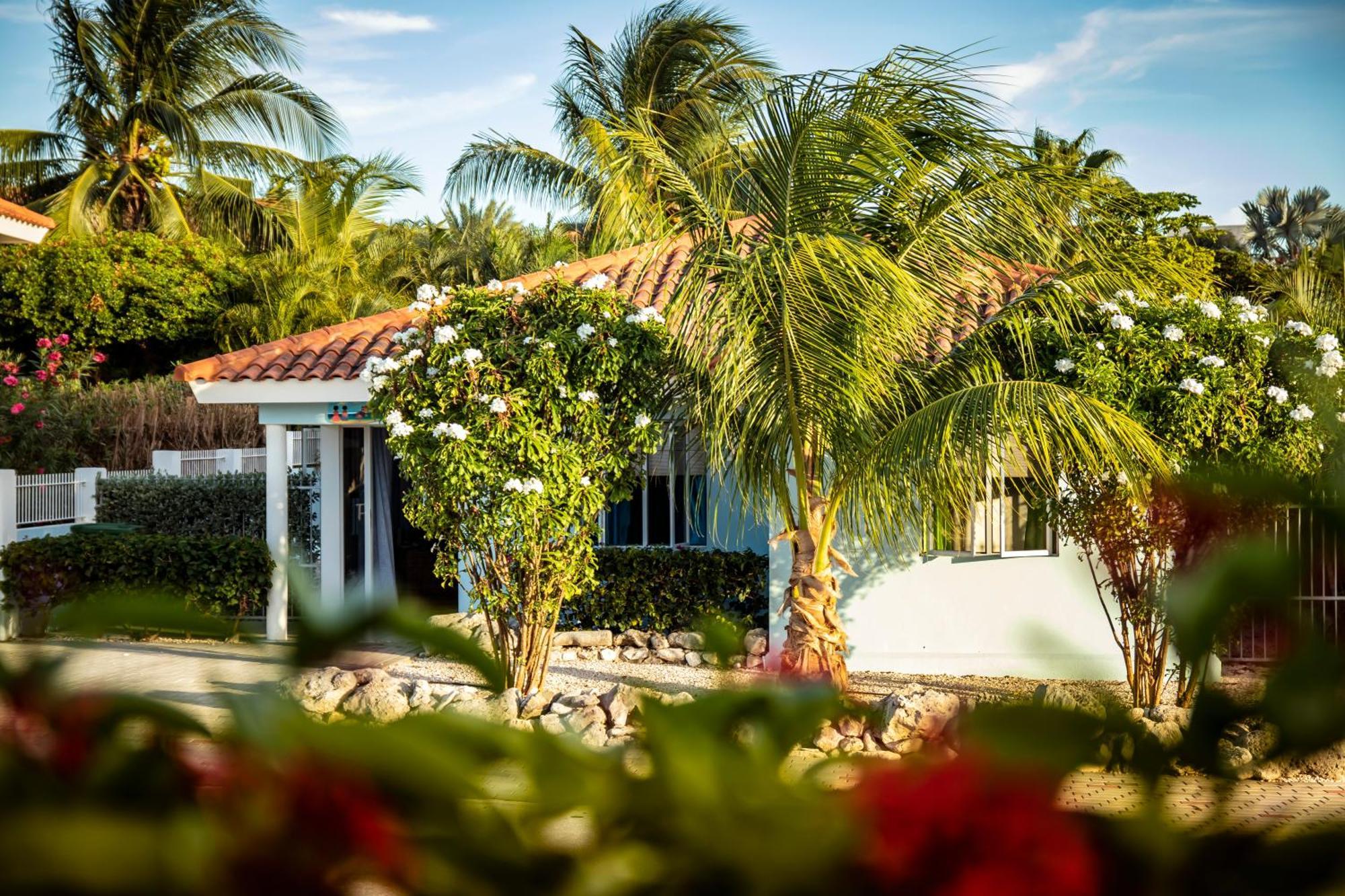 Villa Blue Curacao Jan Thiel Esterno foto